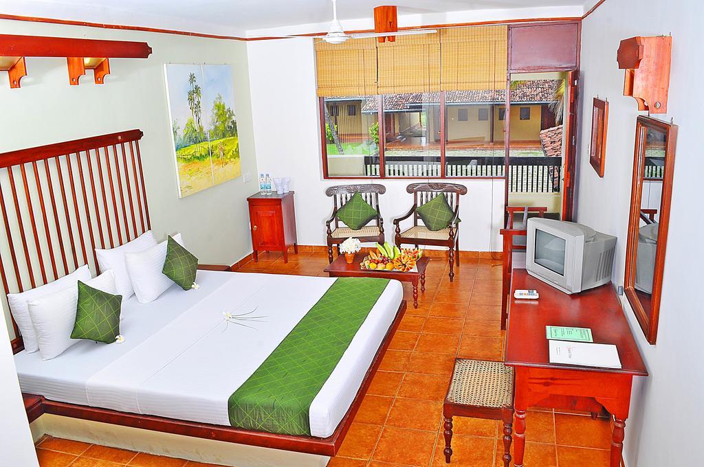 Club Koggala Village Екстериор снимка