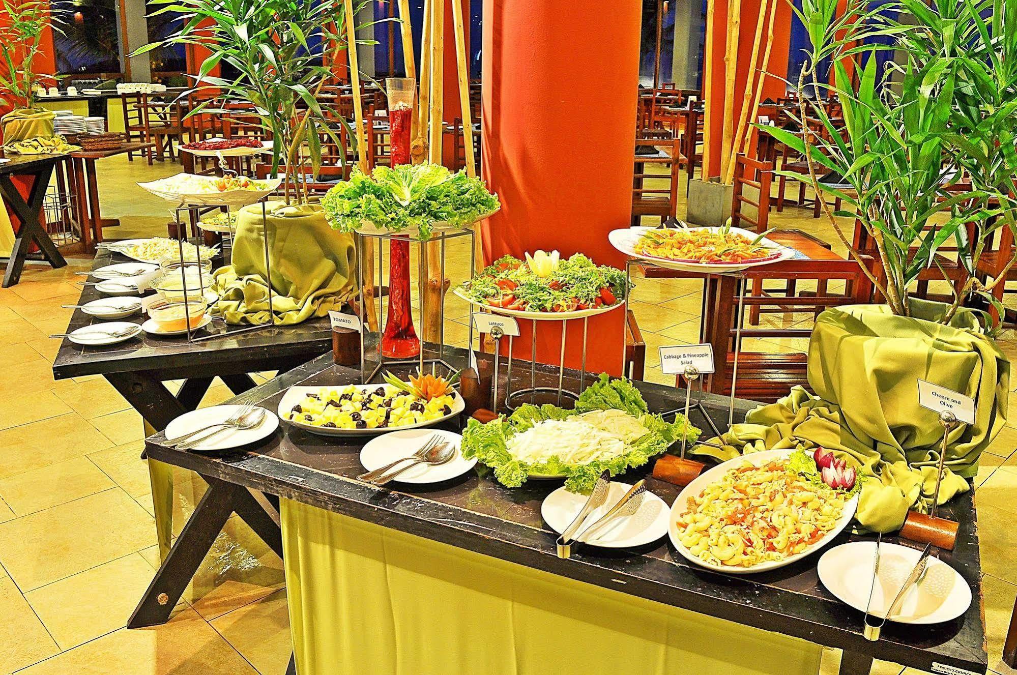 Club Koggala Village Екстериор снимка