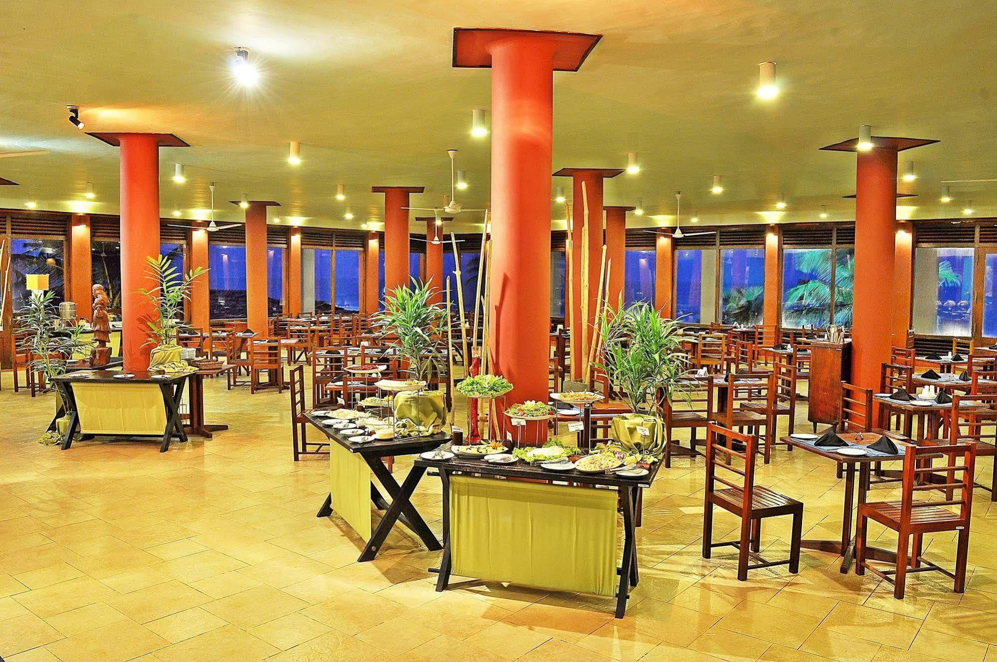 Club Koggala Village Екстериор снимка
