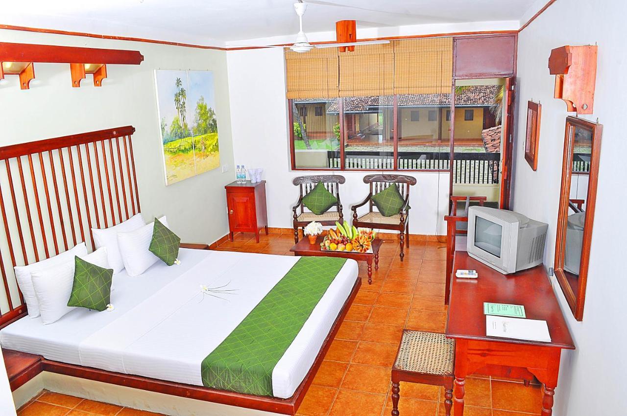 Club Koggala Village Екстериор снимка